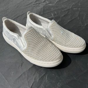 Skechers air-cooled memory foam women’s 6.5 sparkle!